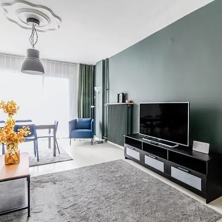 Apartament Chic Central Flat W Balcony Near Metro In Sisli Stambuł